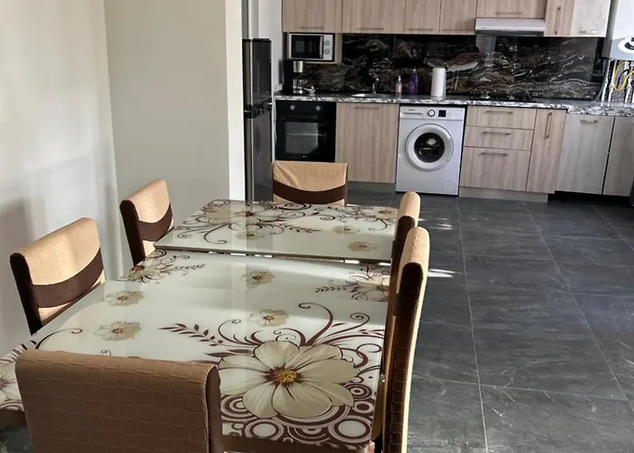 House Downtown * كرايوفا